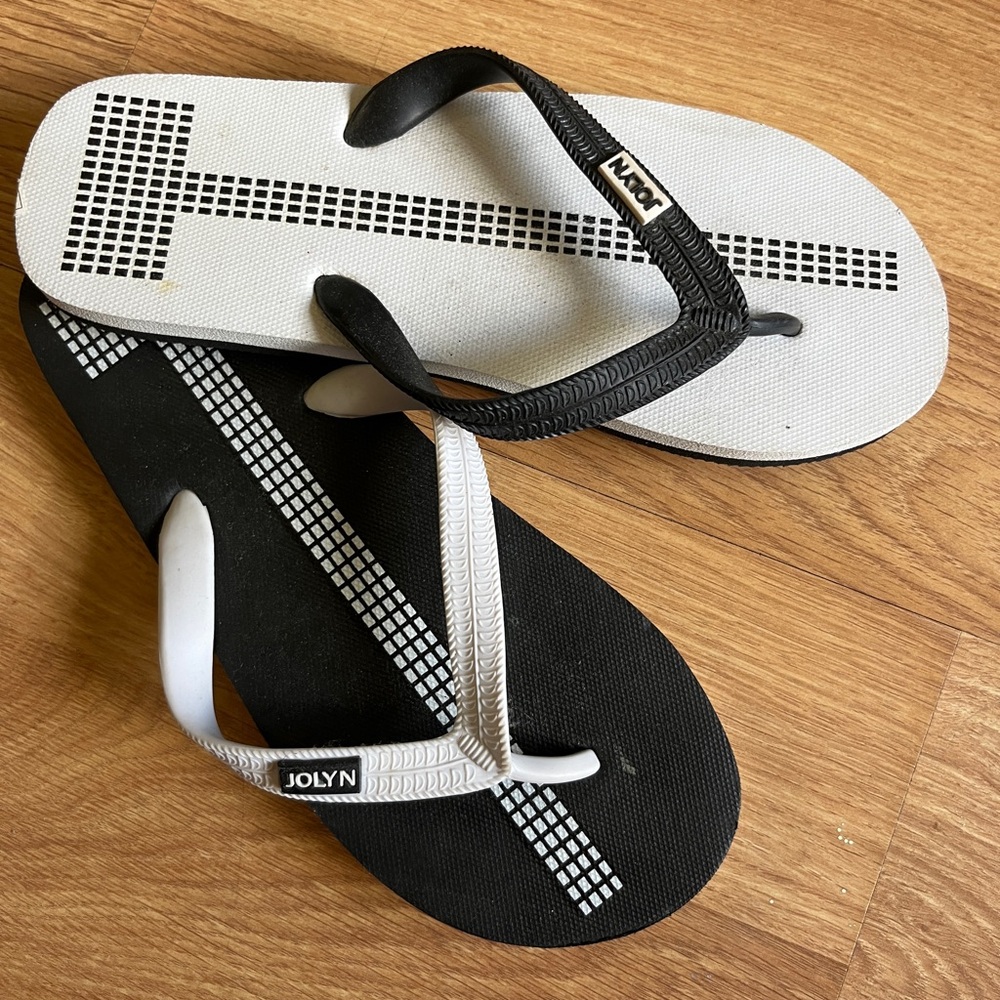 Flip flops